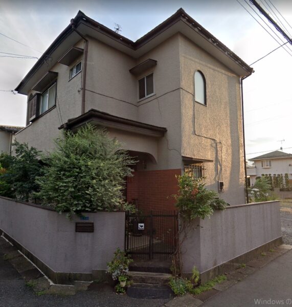 さいたま市桜区にて外壁塗装・屋根塗装〈築30年戸建てのメンテナンス〉の施工前写真
