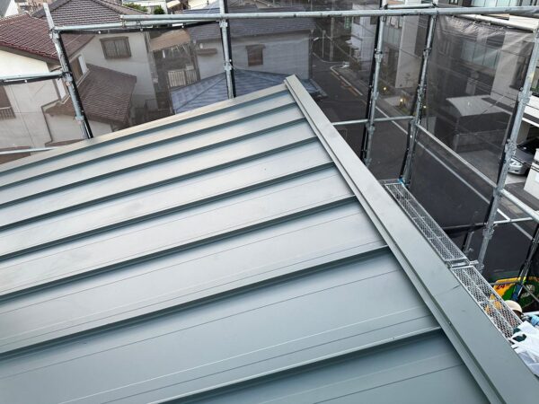 さいたま市見沼区にて屋根修理・屋根塗装工事の施工後写真