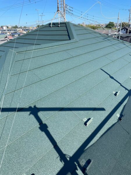 さいたま市西区にて雨漏り修理・屋根修理〈経年劣化による雨漏り〉の施工後写真