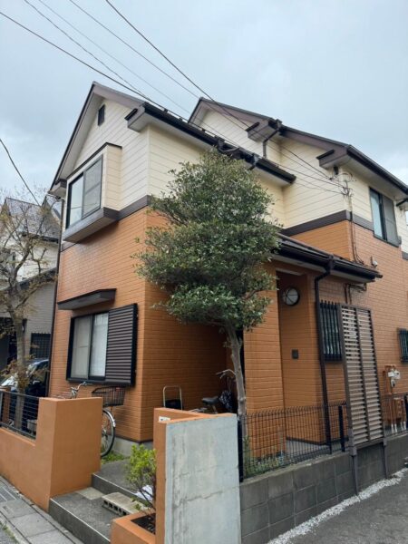 さいたま市西区にて屋根塗装+外壁塗装の施工前写真