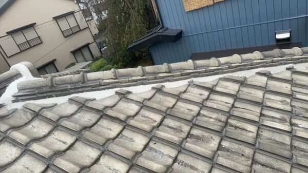さいたま市岩槻区にて屋根修理〈瓦屋根の漆喰工事〉の施工後写真