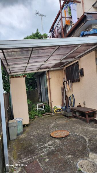 さいたま市緑区にて駐車場屋根の張り替え工事の施工後写真