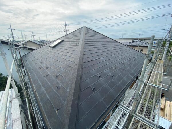 さいたま市見沼区にて屋根修理〈カラーベストからスーパーガルテクトへのカバー工法〉の施工前写真